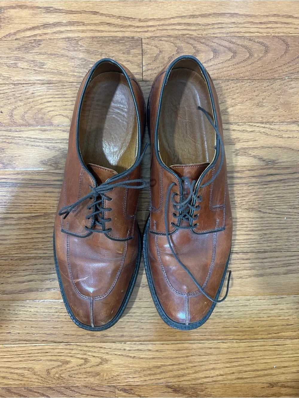 Allen Edmonds Kennett Cognac Brown Split Toe Leather Derby Shoes